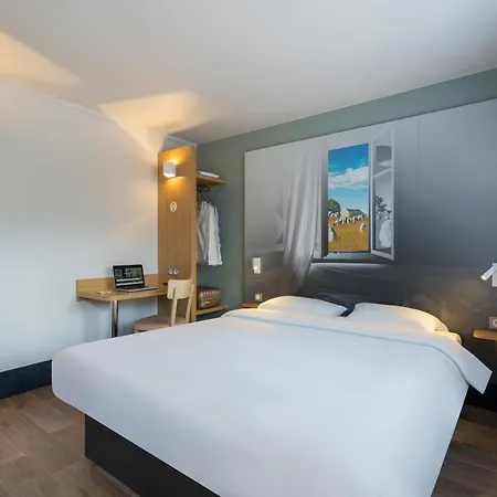 Hotel Carnac 2*